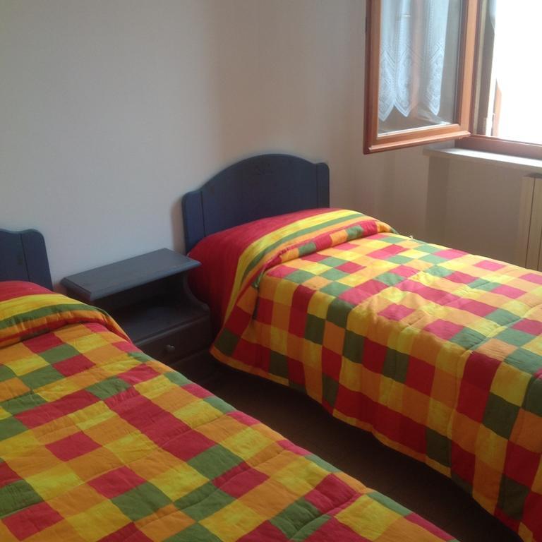 Hotel Il Sentiero Ostra Vetere Habitación foto